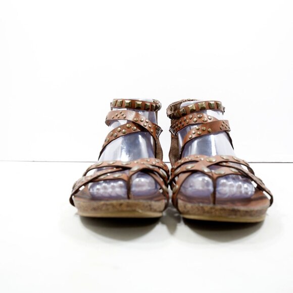 Blowfish Malibu Gush Brown Leather Studded Flat Gladiator Sandals - 9 - Picture 2 of 7